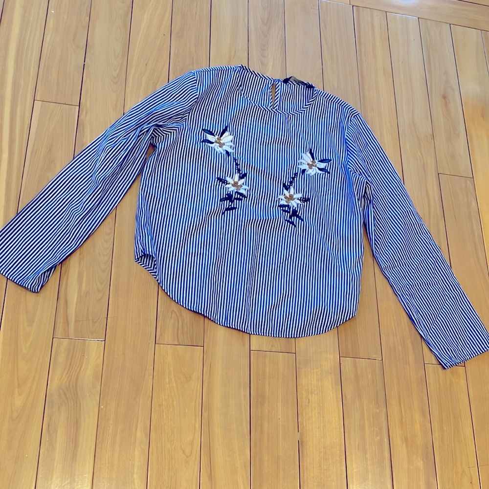 Zara Top Large